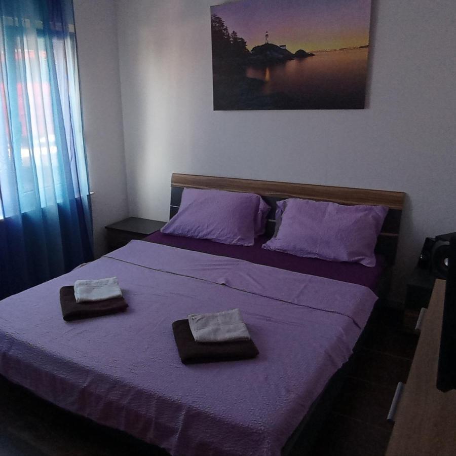 App Zeljka, 200M Beach Novi Vinodolski Ngoại thất bức ảnh